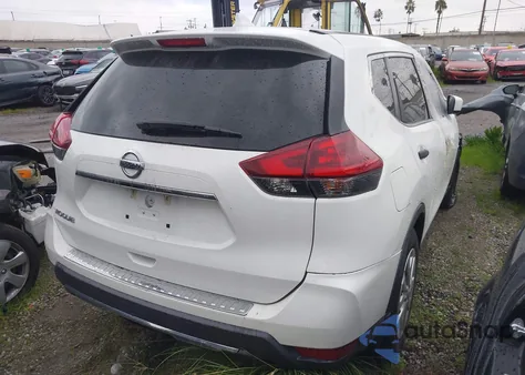 2018 Nissan Rogue S z USA, uszkodzony, nr VIN 5N1AT2MT2JC773107